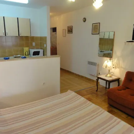 Cozy Buterer In Rovinj